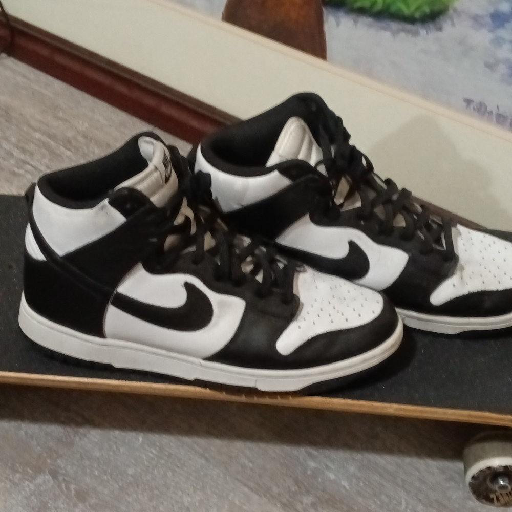 Nike Dunk High Retro Men's Shoes